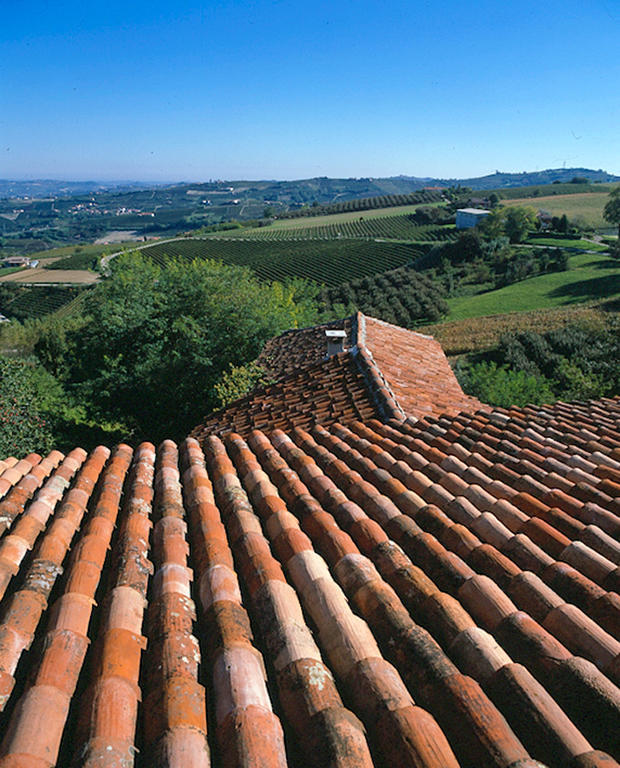 Dindina Agriturismo Neviglie Extérieur photo